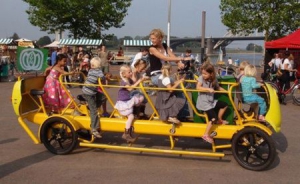 腳踏校車(chē)