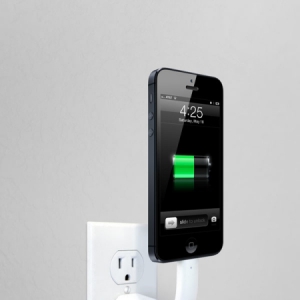 堅(jiān)挺的iPhone5數(shù)據(jù)線